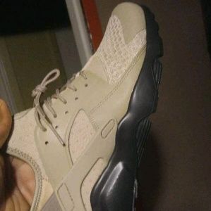 Meet your Posher, Monty